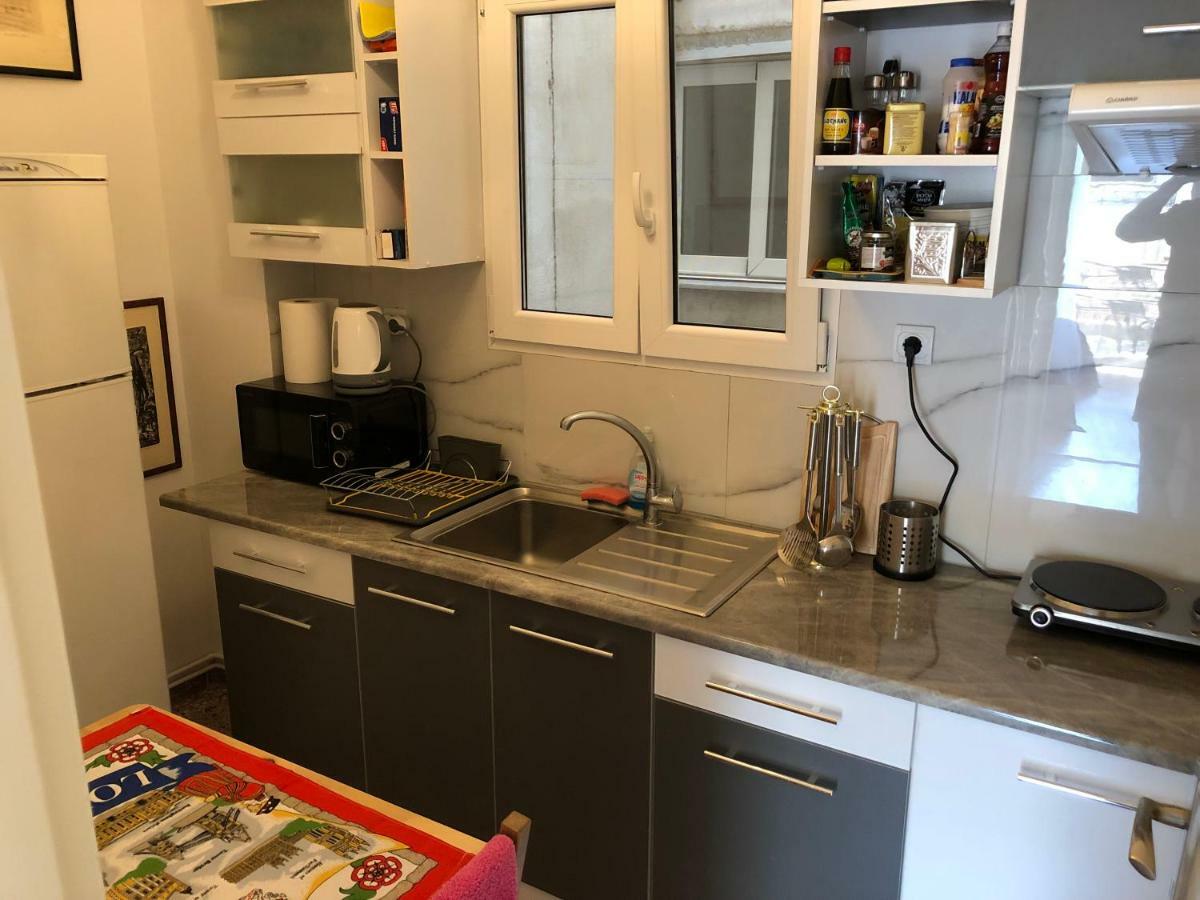 Metaxourgio Spacious Two Bedroom